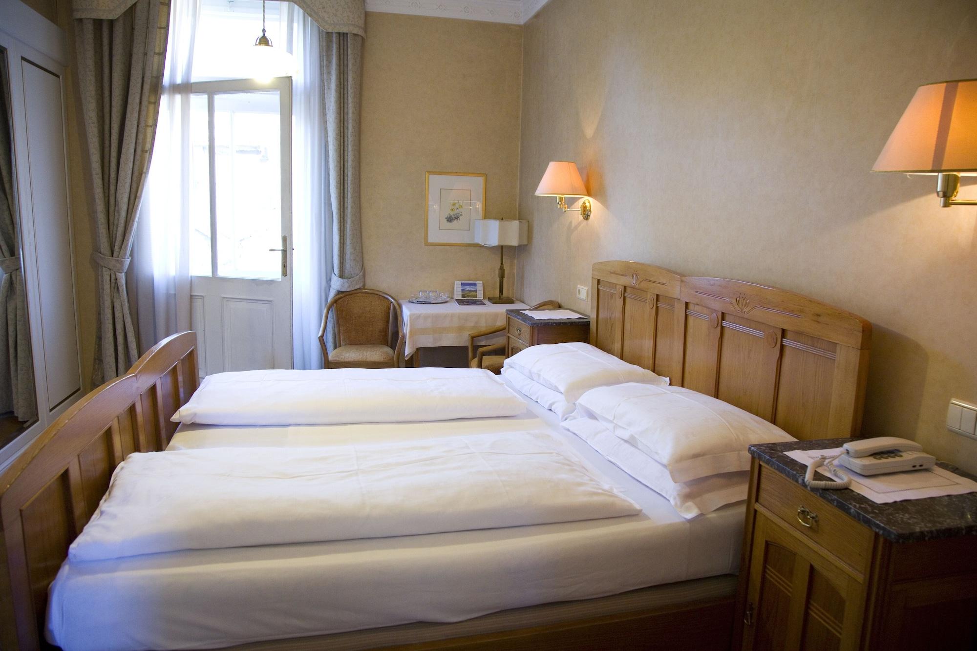 Hotel Villa Westend เมราโน ภายนอก รูปภาพ